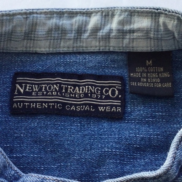 Newton Trading Co.Women Denim shirt size M long sleeves color blue. #268 - Picture 7 of 7